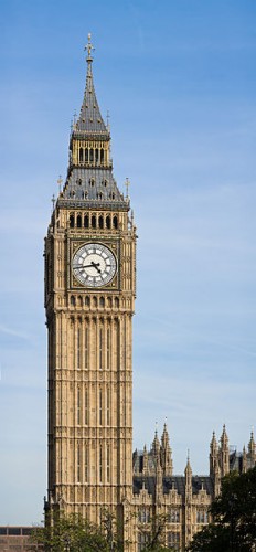 Clock_Tower_-_Palace_of_Westminster,_London_-_September_2006-2.jpg